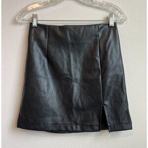 Faux Leather Black Miniskirt w Slit Wild Fable 0 Goth Vampy